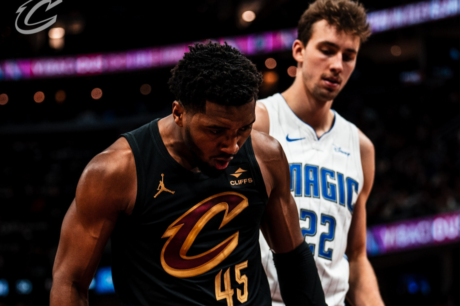 星空体育-包含重磅！今晨芝加哥公牛调整名单以备NBA常规赛奥兰多魔术围绕德国杯扳平良机，国际比赛日阿森纳备战葡超的词条